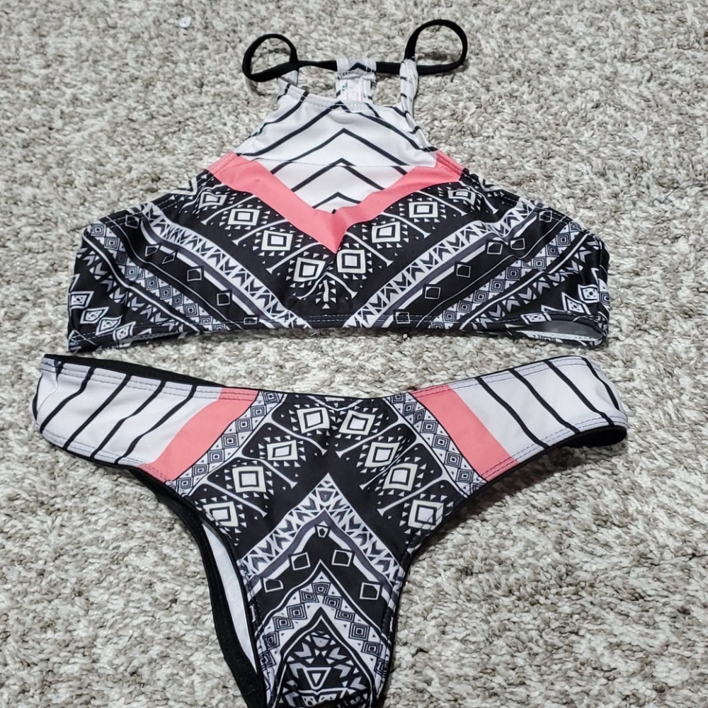 Xs bikini